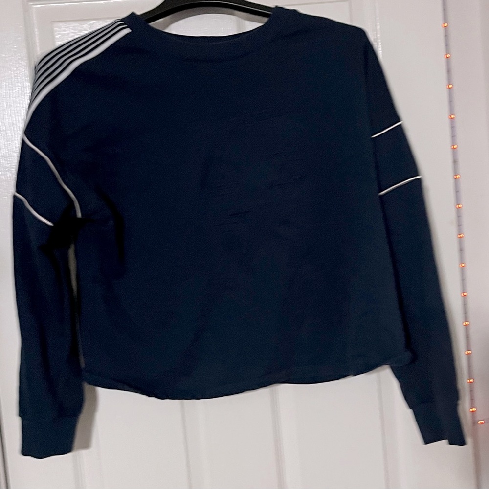 No boundaries, size XL/15-17, blue, crop top.